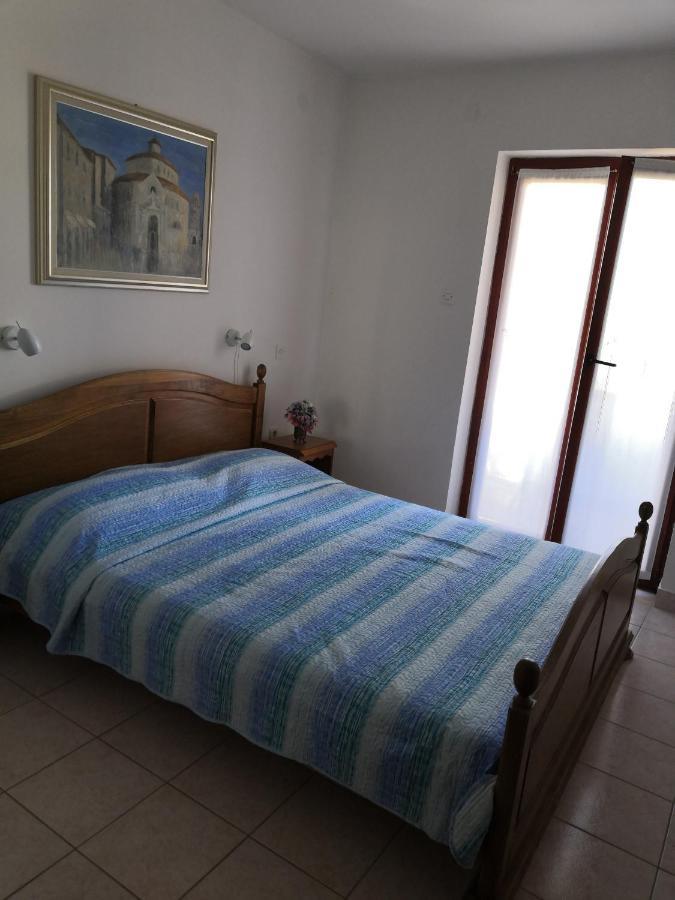 Laura And Nevio Apartments And Rooms Cres Exterior foto